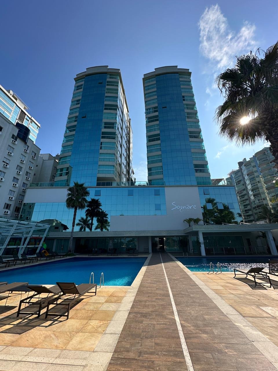 Sognare Residenziale · 4 suítes frente mar em Meia Praia, Itapema